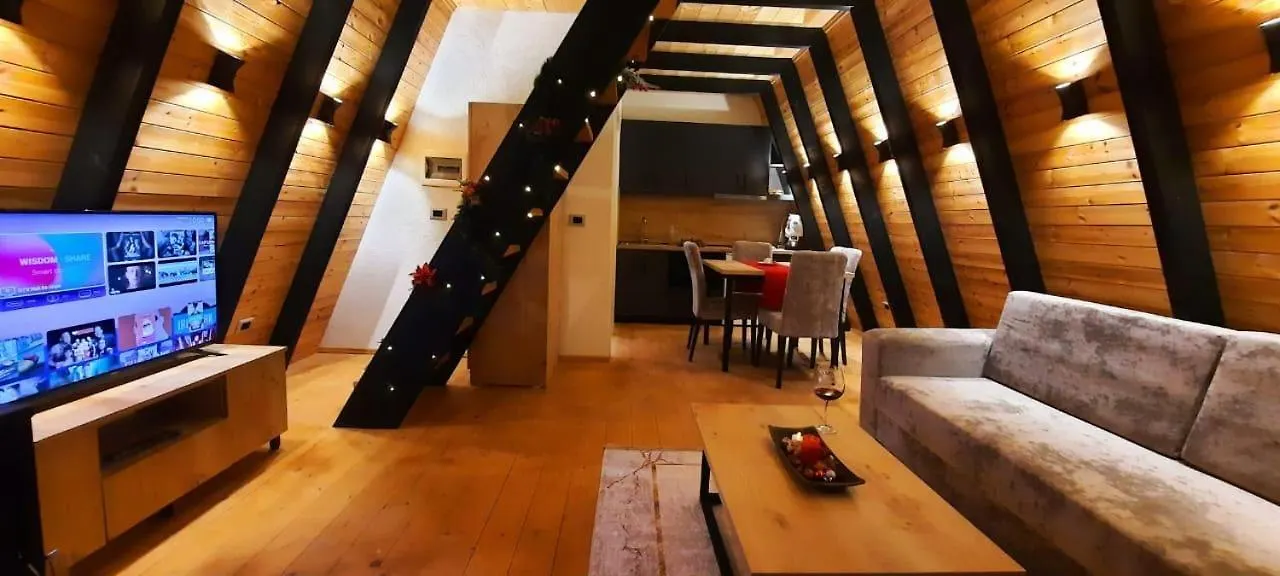 Vila Alpine Arlon Gjinar Prázdninový dům